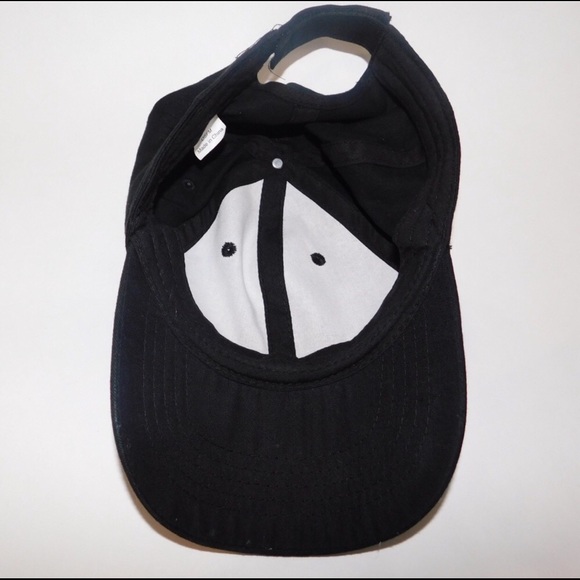 Simple black hat - Picture 3 of 3